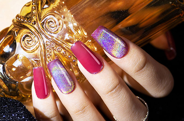 Brugen af ​​forskellige manicure funktionelle olier